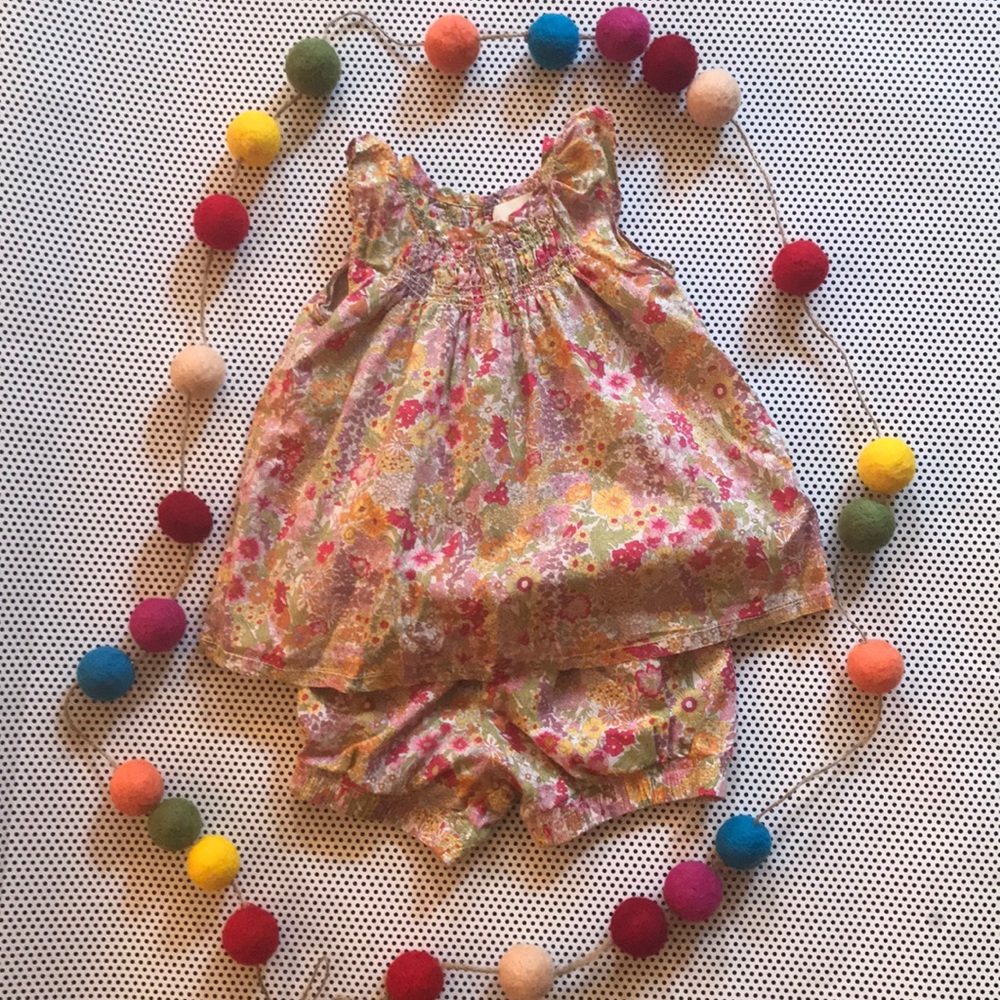 Little peanut by Peek